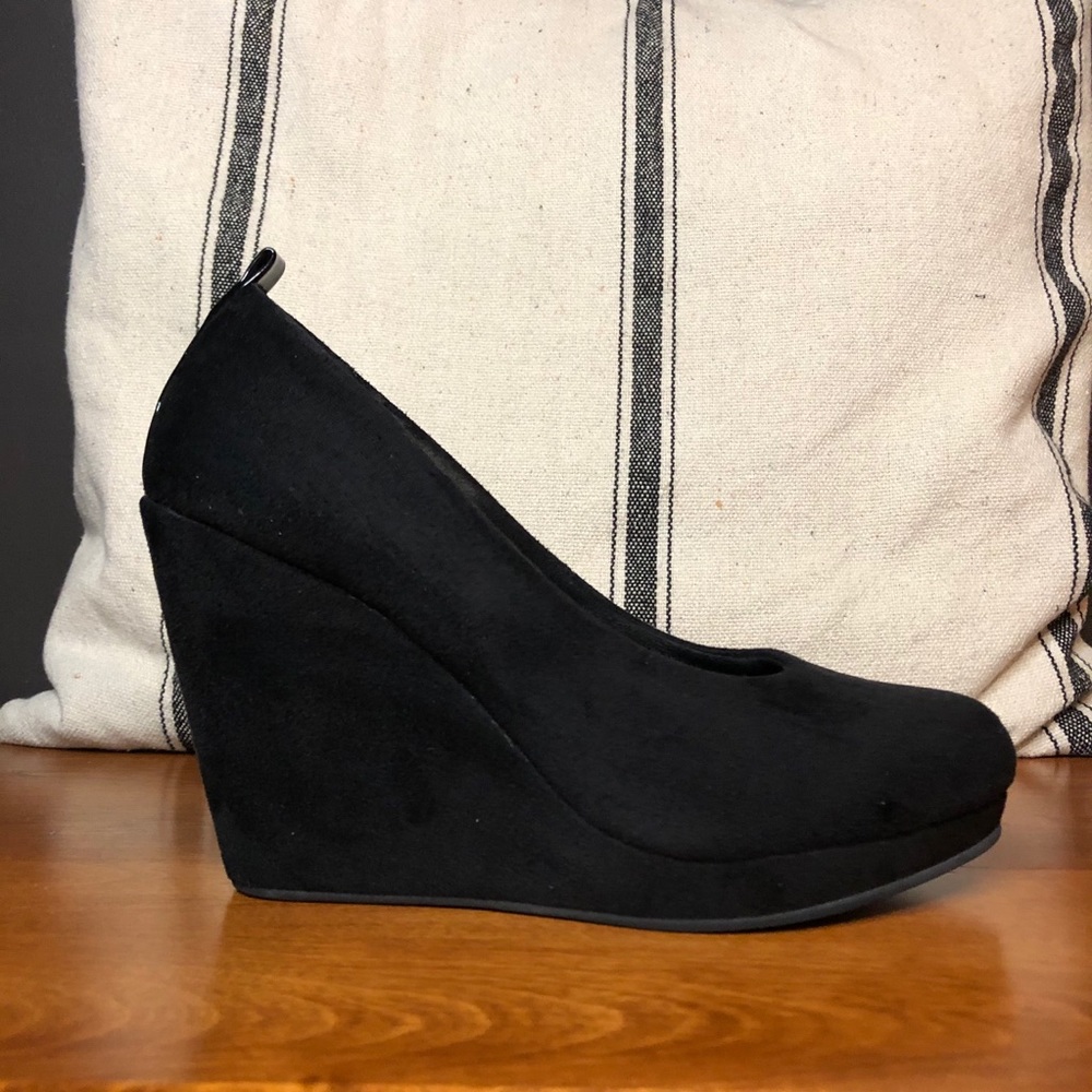 Chelsee Black Faux Suede Platform High Heels
